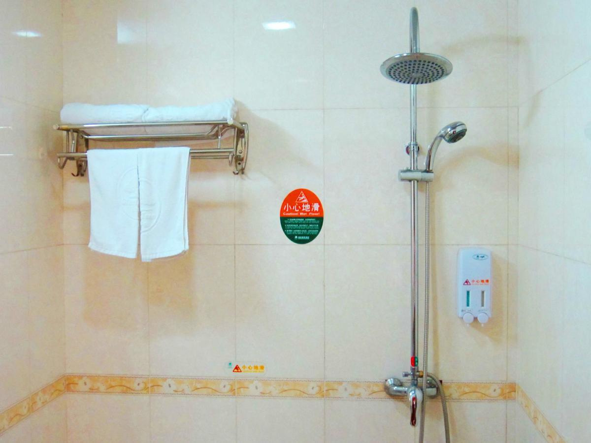Greentree Inn Hebei Qinhuangdao Peace Avenue Express Hotel Exteriör bild