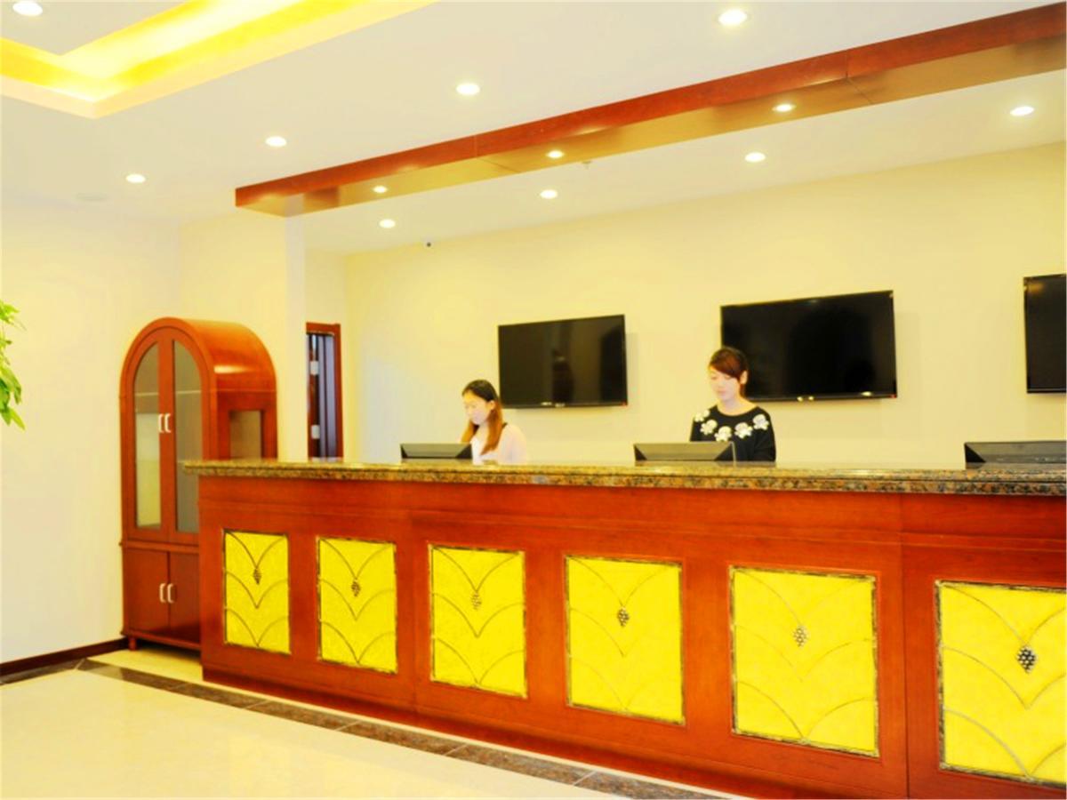 Greentree Inn Hebei Qinhuangdao Peace Avenue Express Hotel Exteriör bild